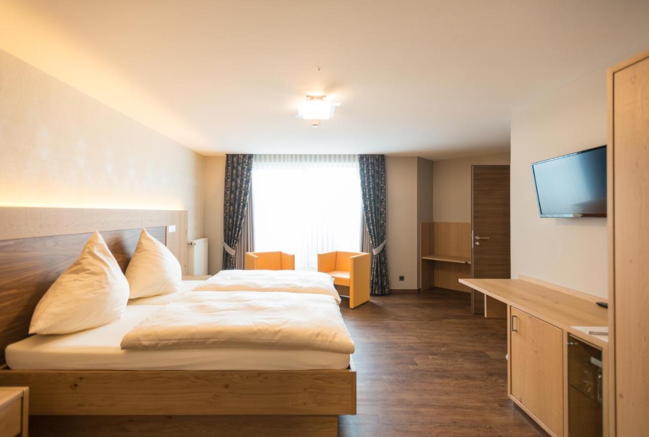 Hotel Haus Tiefenbach Бюллінген Екстер'єр фото